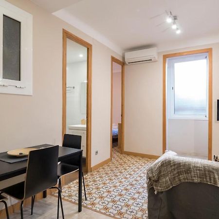 Acogedor Apartamento De 2 Dormitorios バルセロナ エクステリア 写真