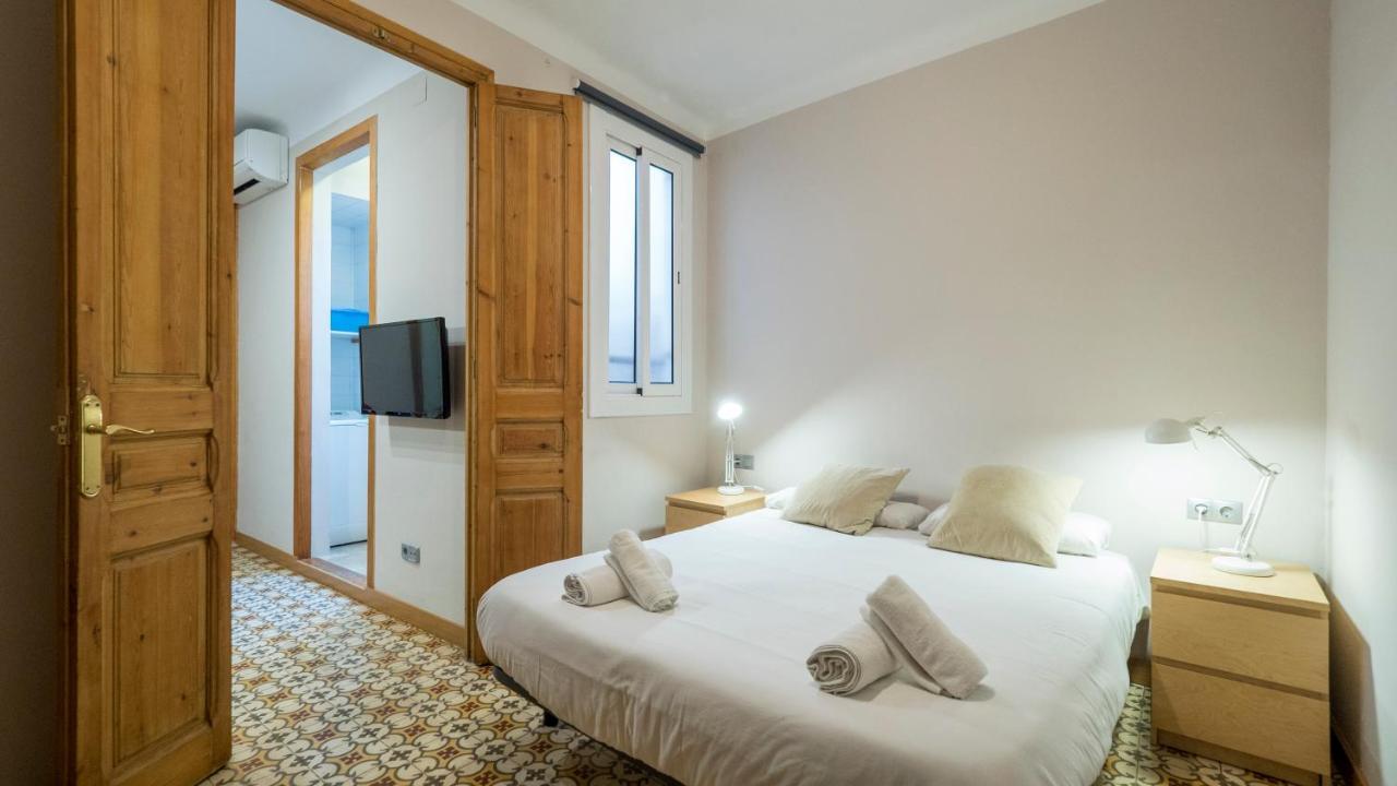 Acogedor Apartamento De 2 Dormitorios バルセロナ エクステリア 写真