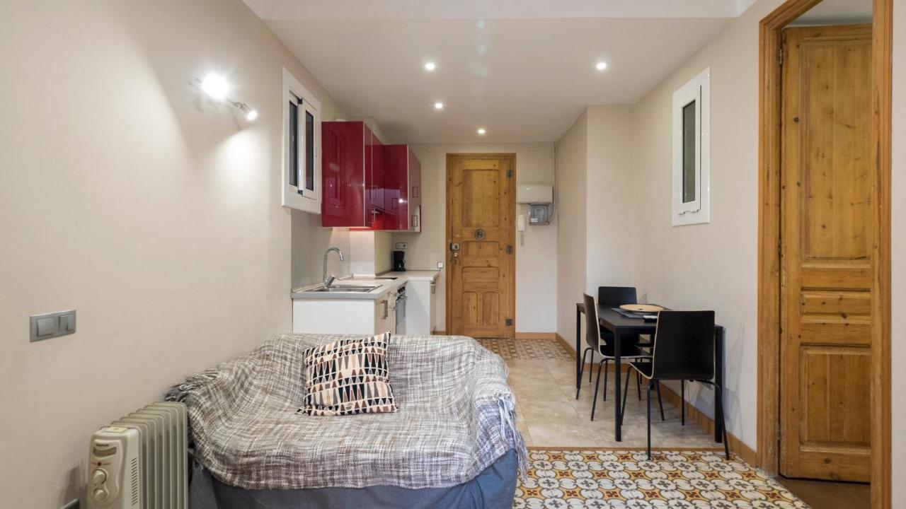Acogedor Apartamento De 2 Dormitorios バルセロナ エクステリア 写真