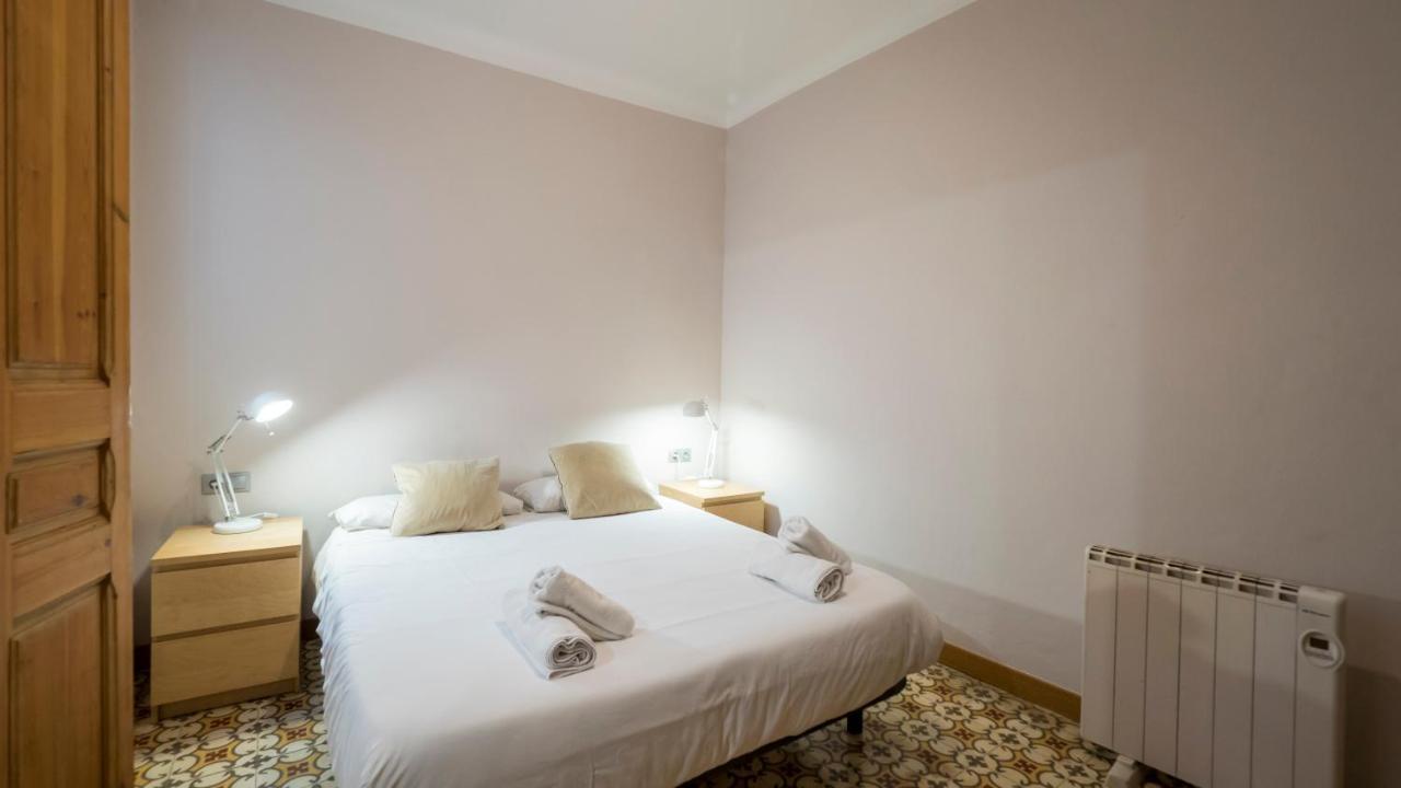 Acogedor Apartamento De 2 Dormitorios バルセロナ エクステリア 写真