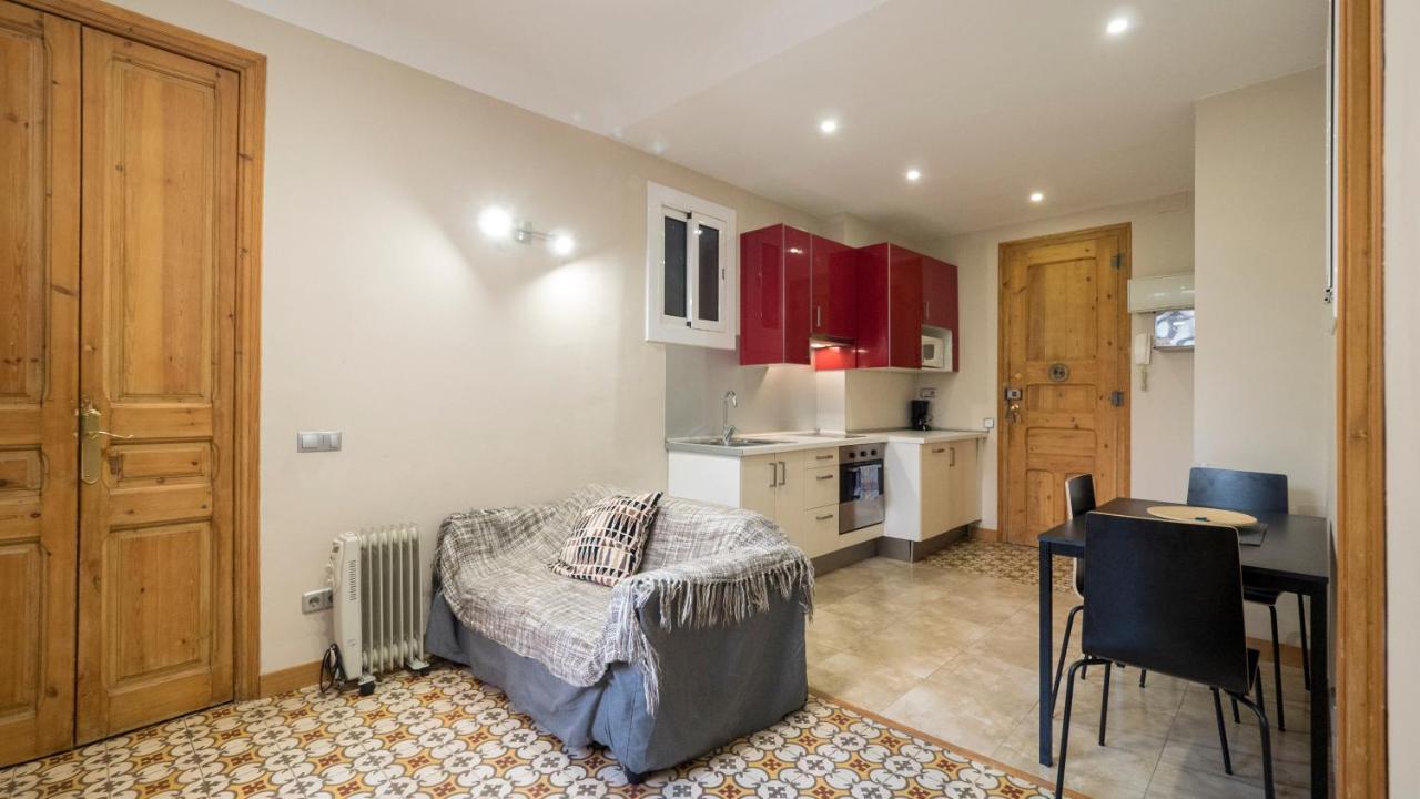 Acogedor Apartamento De 2 Dormitorios バルセロナ エクステリア 写真
