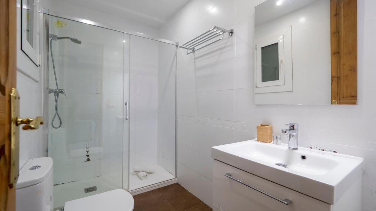 Acogedor Apartamento De 2 Dormitorios バルセロナ エクステリア 写真