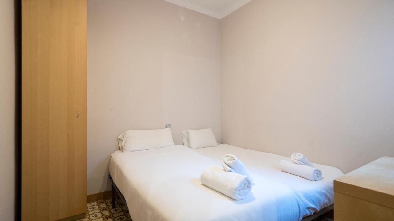 Acogedor Apartamento De 2 Dormitorios バルセロナ エクステリア 写真